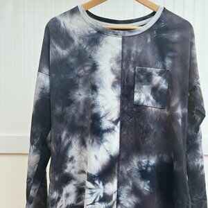 Wonderly Studio Women's Tie-Dye Long Sleeve Pocket Tee Shirt Black Gray Small